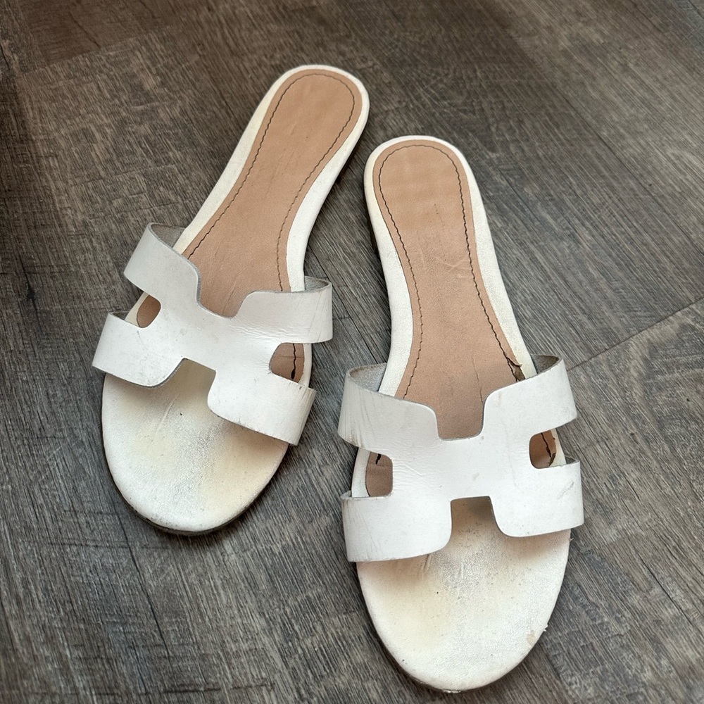 Constance slide sandal